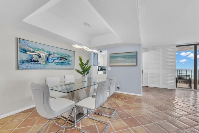 Building Photo - 3610 S Ocean Blvd