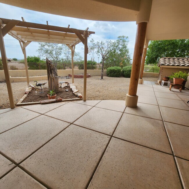 Building Photo - 35665 Caballero Dr