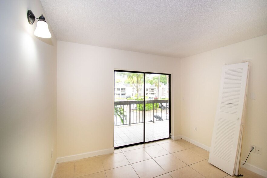 Building Photo - 13255 SW 88th, 201-CS