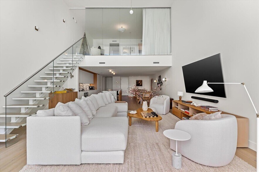 Building Photo - 1040 Biscayne Blvd