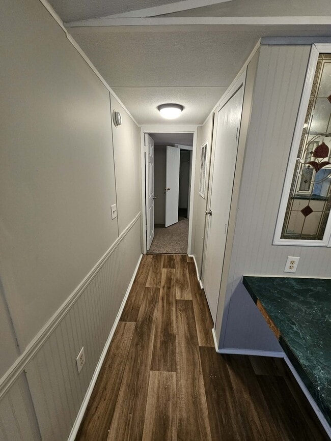 Building Photo - Bentwood Mobile Home Park