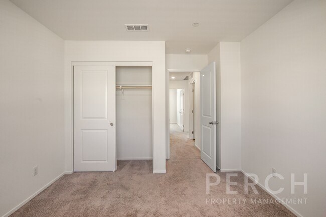 Building Photo - 30540 Altima Ct