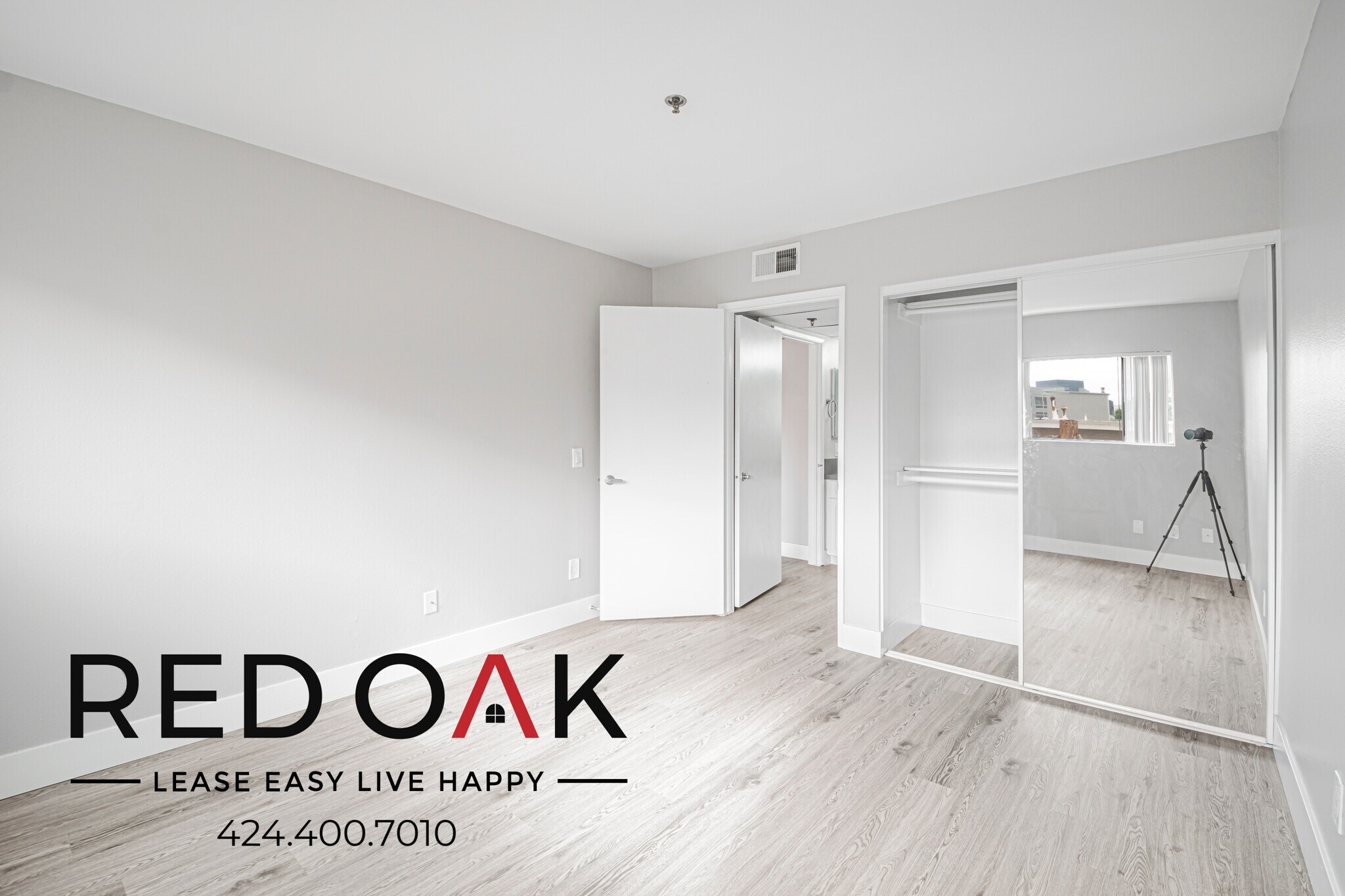 Building Photo - 6700 Franklin Pl