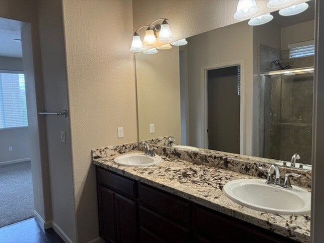 Building Photo - East Sparks Three Bedroom Home