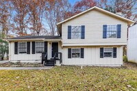 Building Photo - 8964 Raven Dr