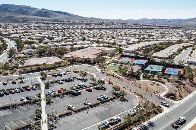 Building Photo - Beautiful Home With Casita in Sun City Anthem