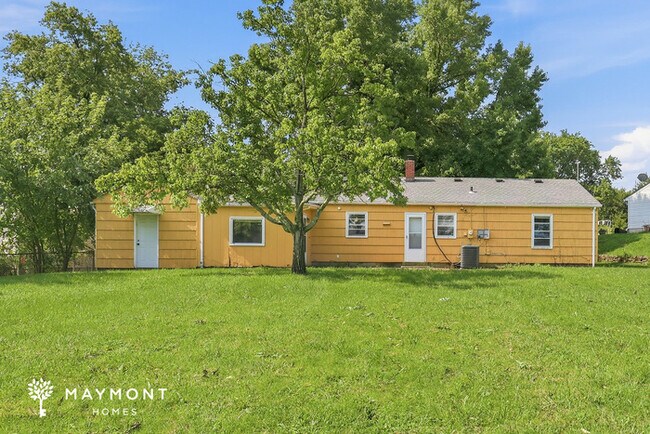 Building Photo - 4931 Fairfield Cir