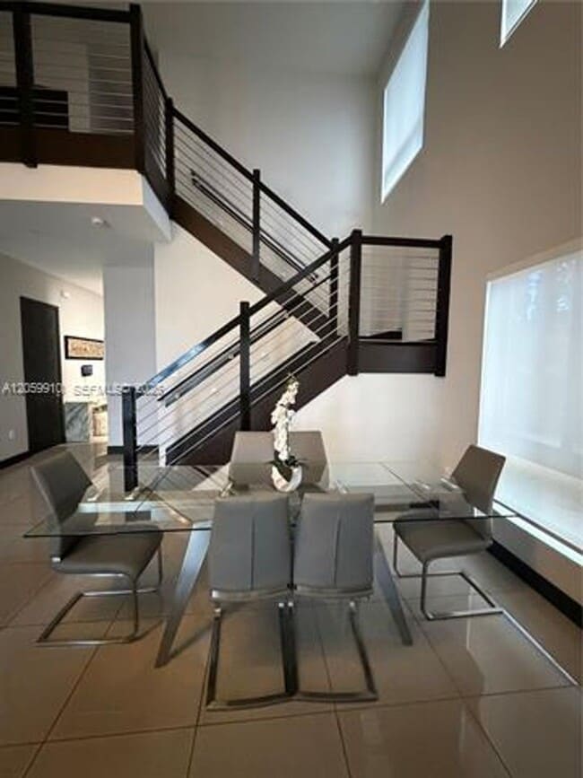 Building Photo - 13661 SW 160th Ct