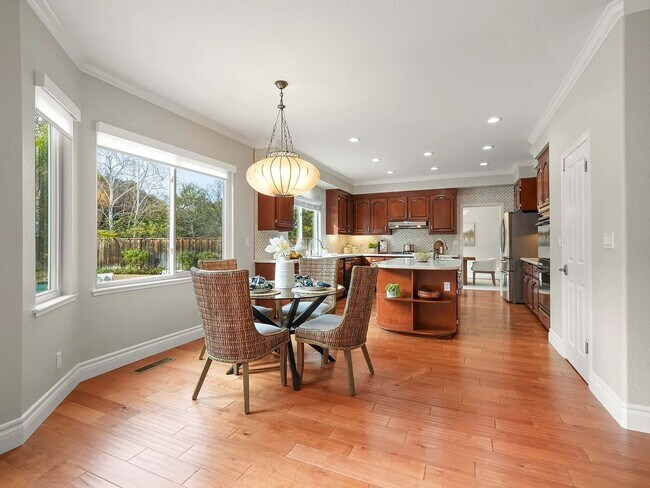 Building Photo - Luxury, comfort, and breathtaking surroundings in Stunning Clayton home!