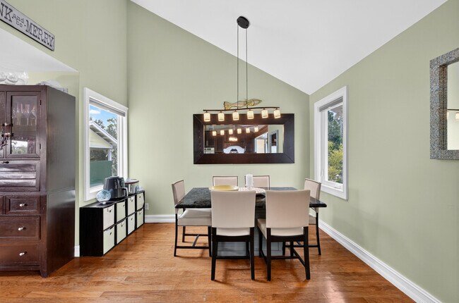 Building Photo - 13074 La Mirada Cir