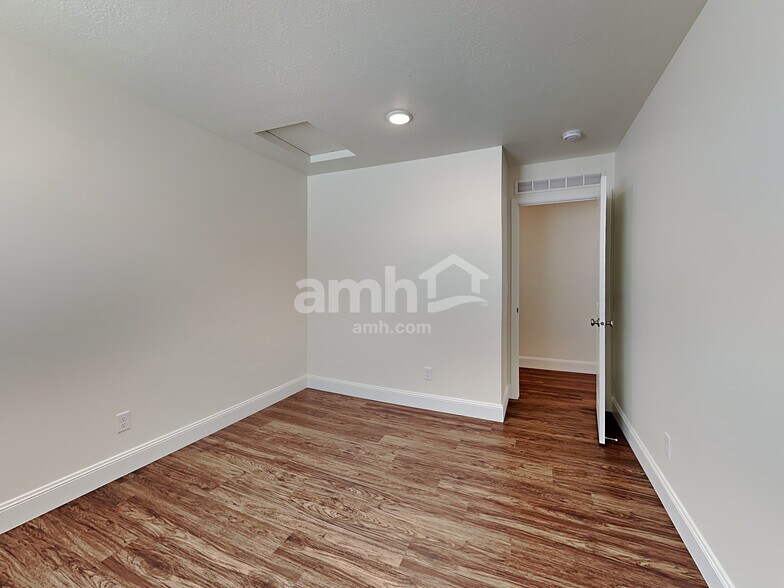 Building Photo - 2635 W 3290 S