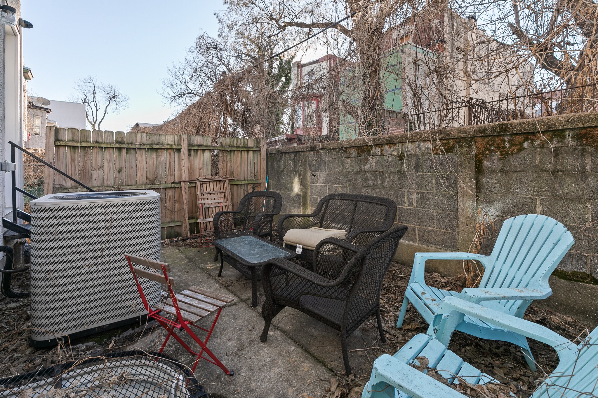 Building Photo - 1628 N Willington St