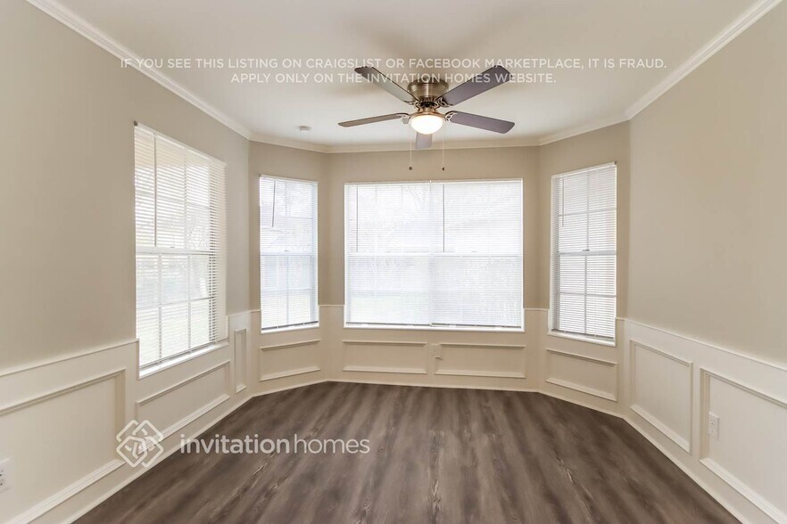 Building Photo - 3807 El James Dr