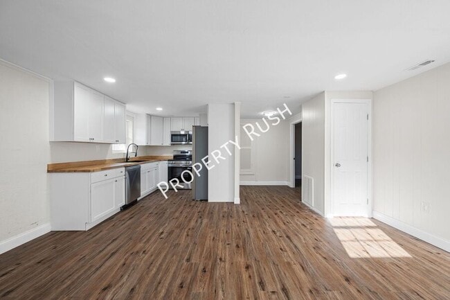 Building Photo - 3215 Copperstone Trl