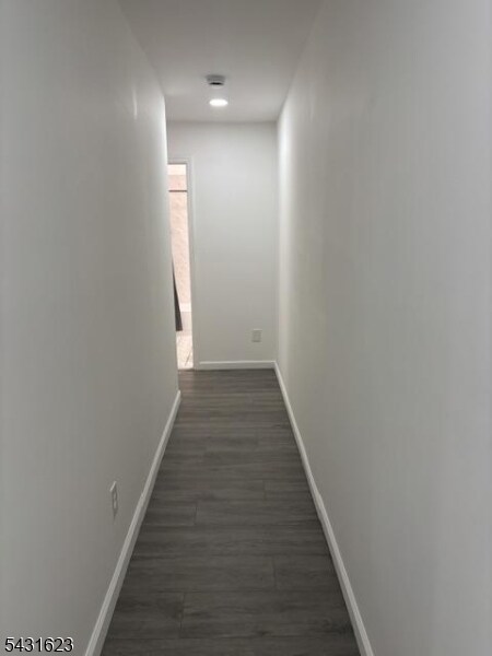 Building Photo - 392 College Dr
