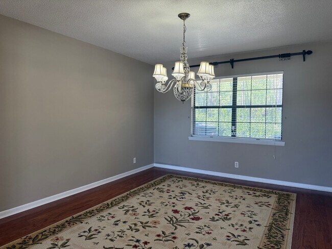 Building Photo - 133 River Ridge Rd