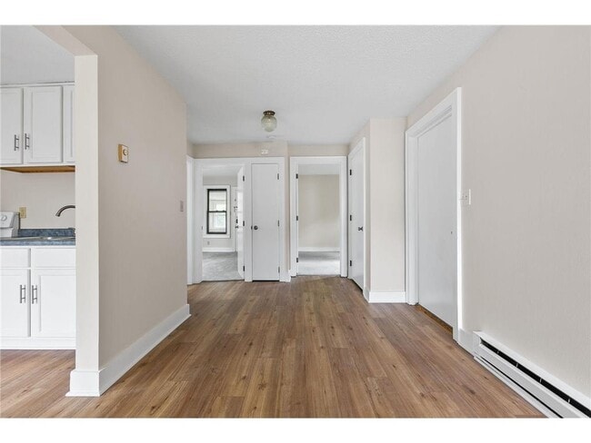 Building Photo - 2610 Dupont Ave S