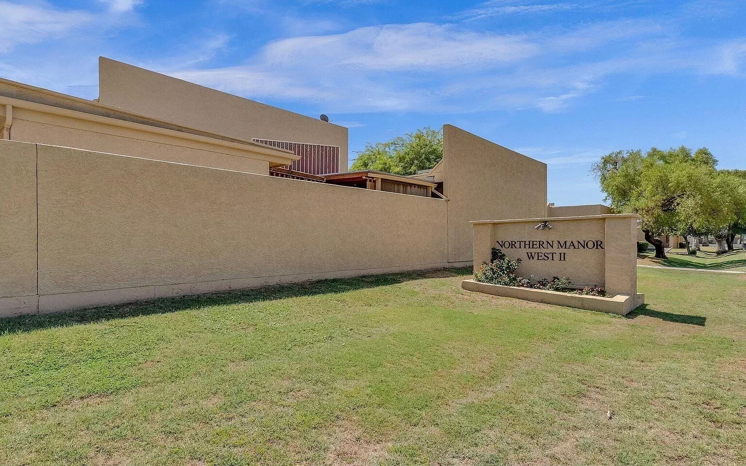 Building Photo - 14460 N 57th Dr