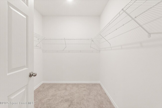 Building Photo - 1854 Capital Dr