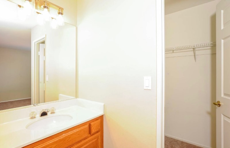 Building Photo - 41234 Crispi Ln