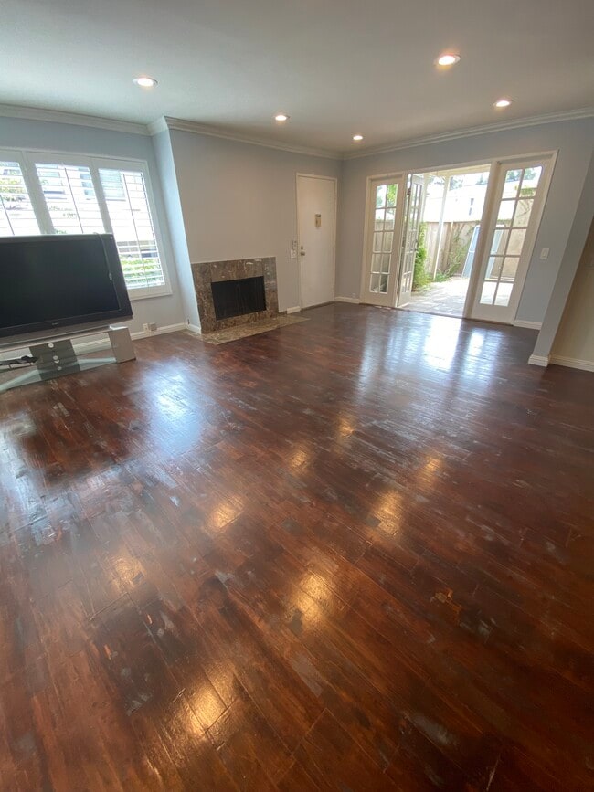 Building Photo - 7951 Camino Tranquilo