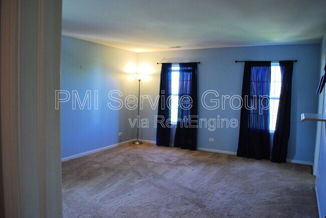Building Photo - 218 Cassidy Ln
