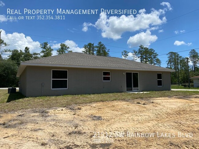 Building Photo - Rainbow Lakes Estates - Welcome Home