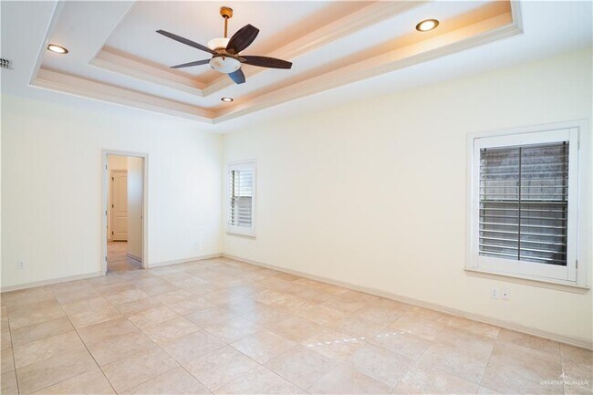 Building Photo - 28 Santa Monica St