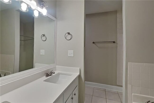 Building Photo - 2545 Falcon Chase Ct