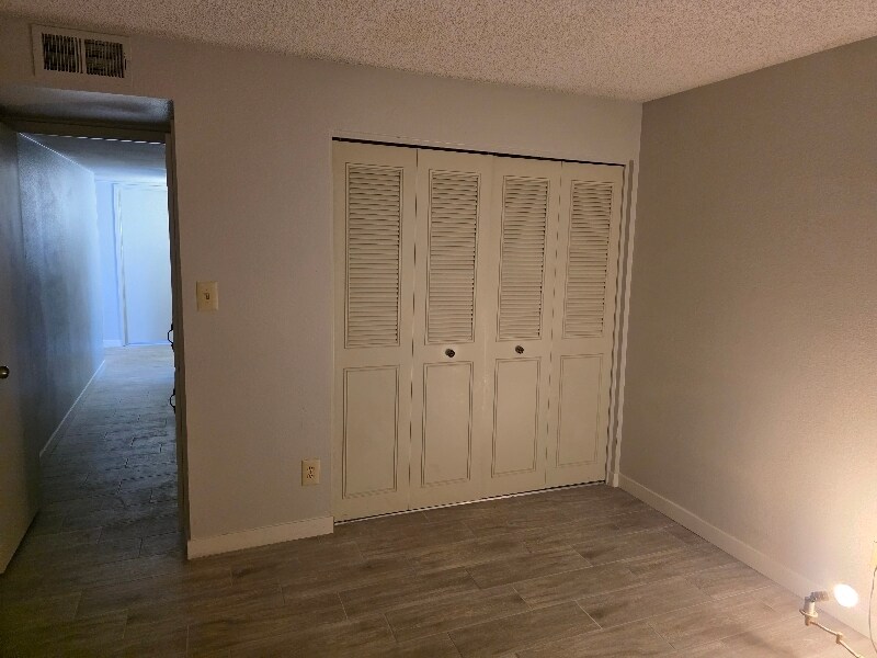 Building Photo - 4852 N 81st Dr