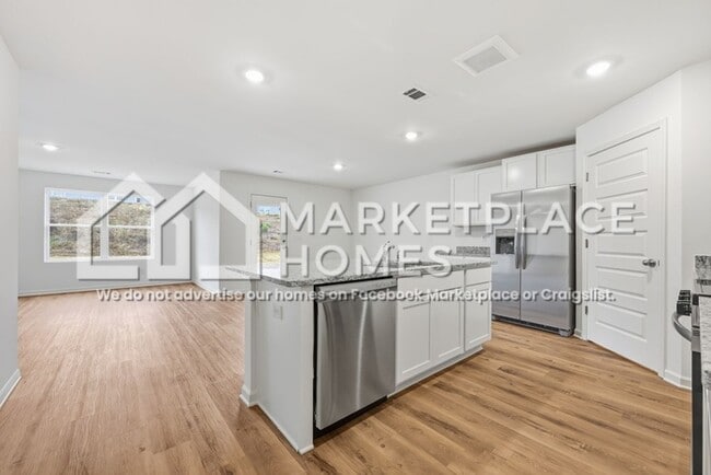 Building Photo - 3814 Magnolia Hls Dr