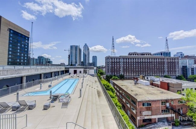 Building Photo - 845 Spring St NW