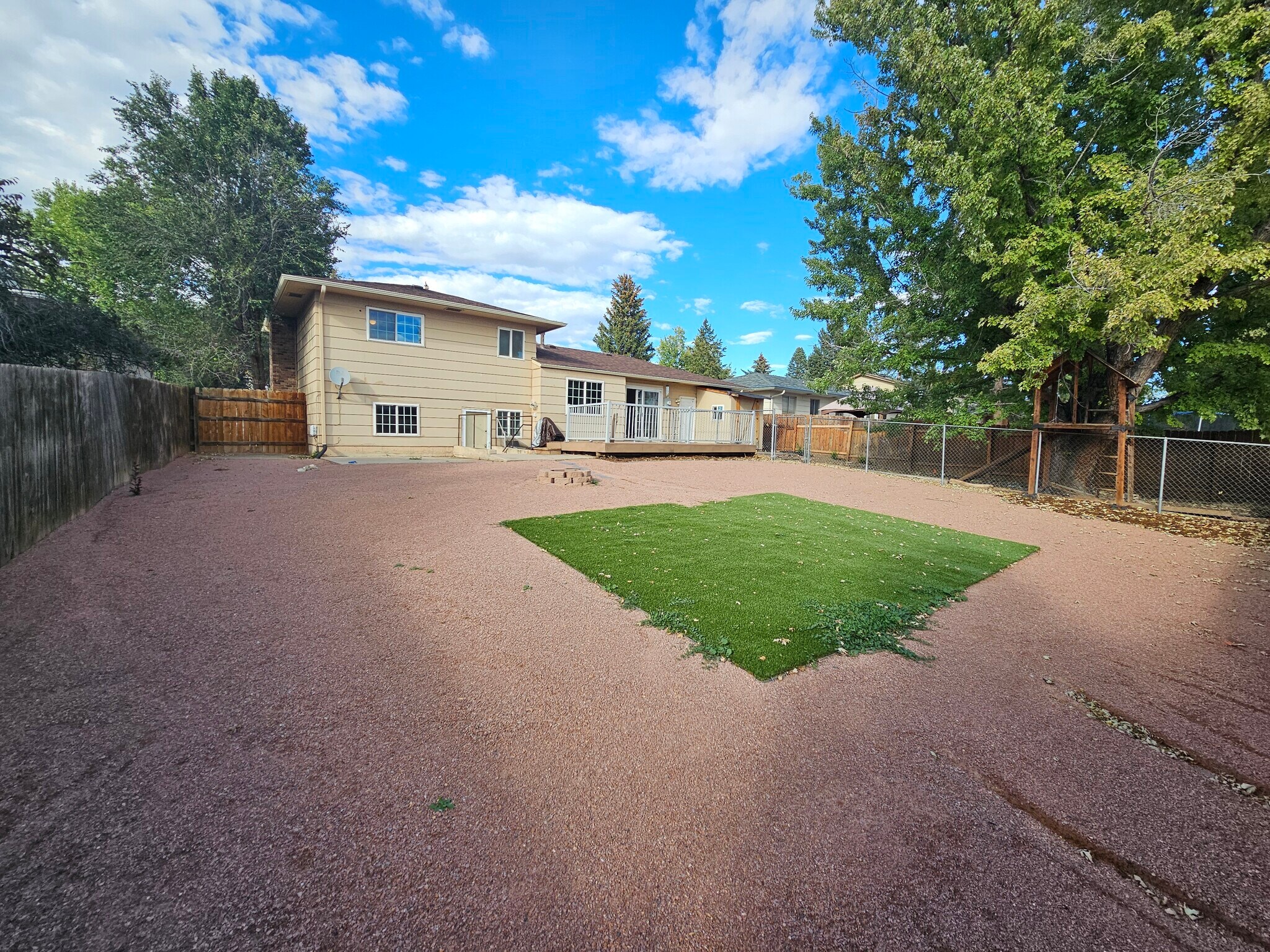Building Photo - 3627 Mesa Grande Dr