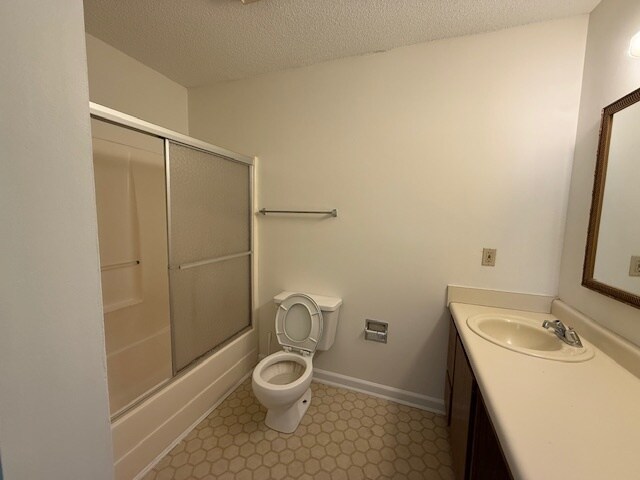 Building Photo - R@GB  J207
