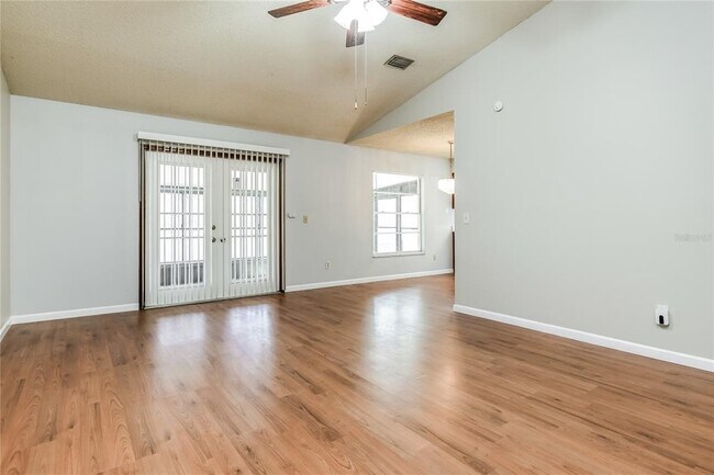 Building Photo - 4609 Wellesly Dr