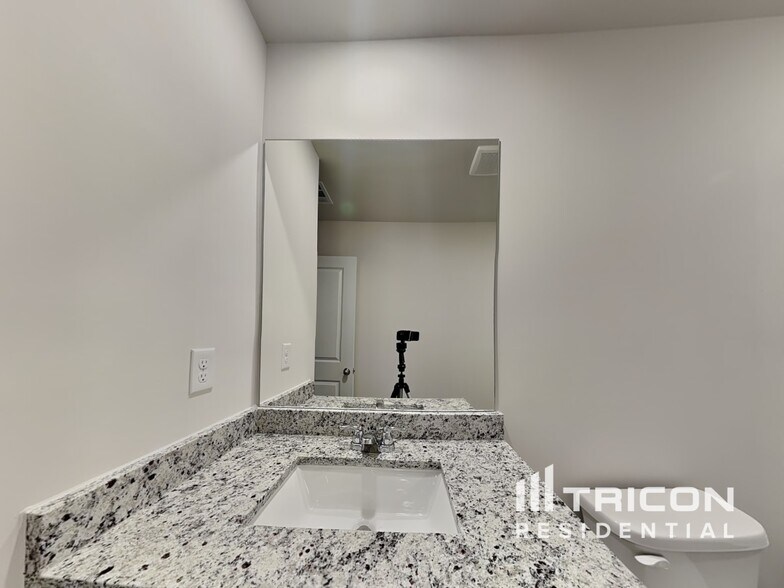 Building Photo - 287 Limestone Cir