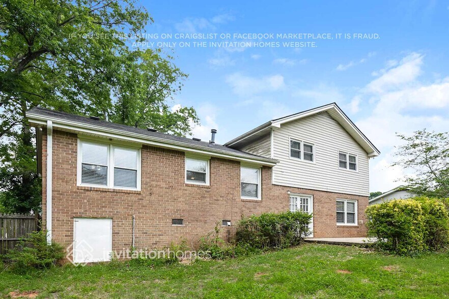 Building Photo - 981 Flagg Way NW