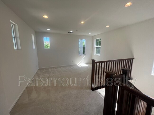 Building Photo - 4311 Gardenia St