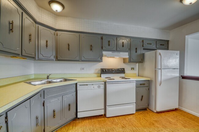 Building Photo - 1713 Nelson Rd