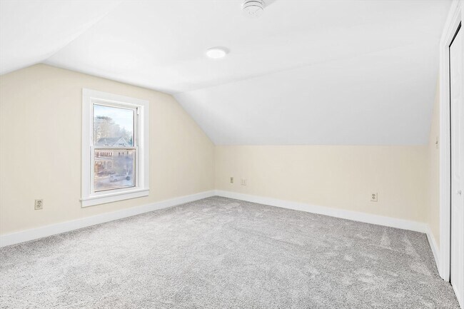 Building Photo - 78 Essex St