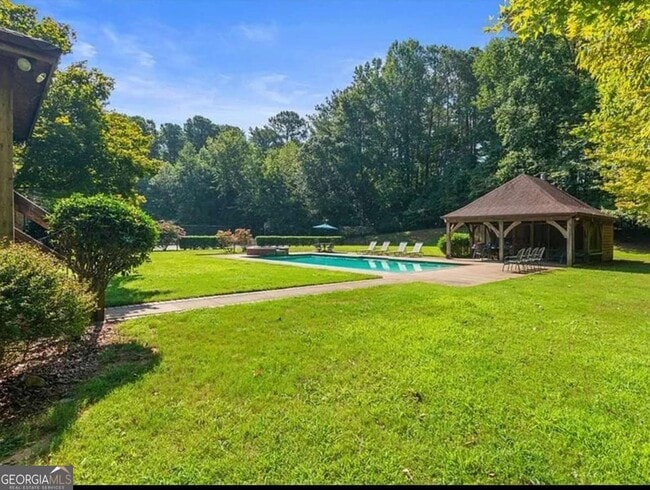 Building Photo - 15905 Westbrook Rd