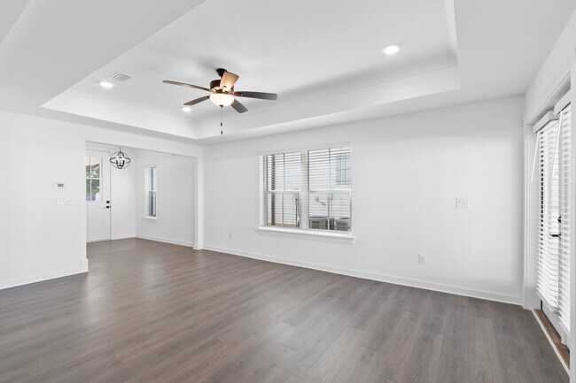 Building Photo - Best of Orange Beach - Casablanca