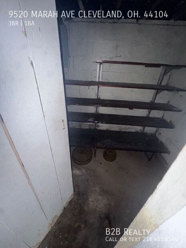 Building Photo - 9520 Marah Ave