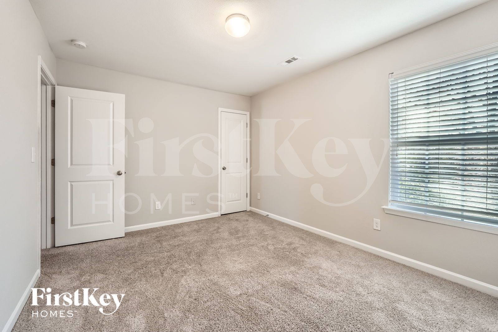 Building Photo - 2508 Walnut Forest Dr