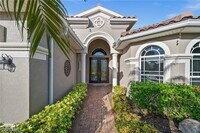 Building Photo - 8792 Largo Mar Dr