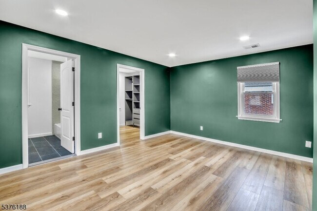 Building Photo - 138 Bloomfield Ave