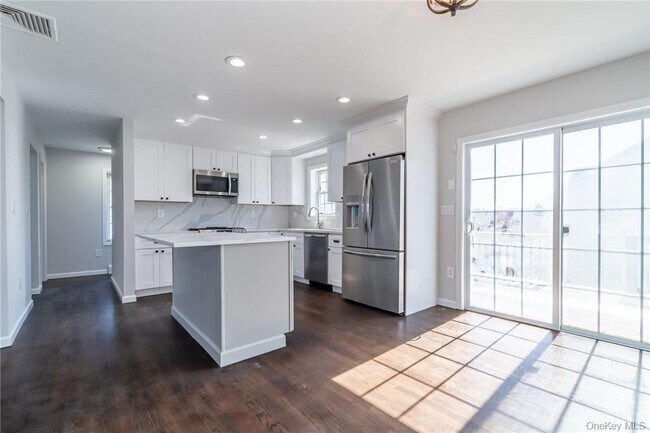 Building Photo - 35 Harrison Ave