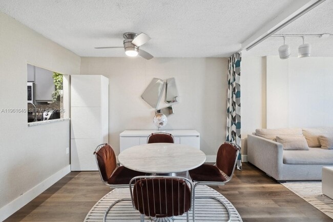 Building Photo - 1020 Meridian Ave