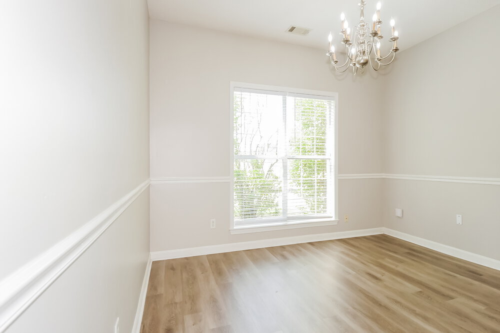 Building Photo - 10076 Sutton Ridge Ln