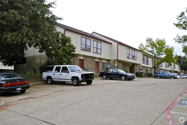 Building Photo - Northwood Square Condominiums